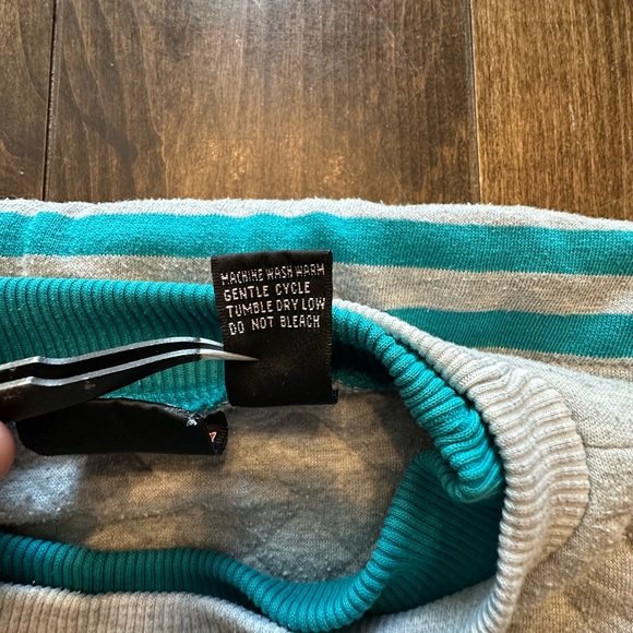 Vintage 90s Athletic Works Sweatshirt - Picture 7 of 7